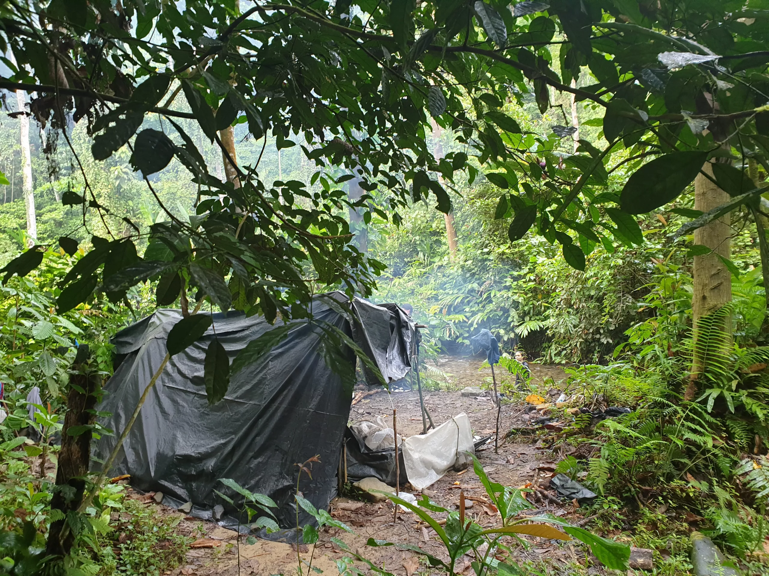 the trek guides slept and cooked here