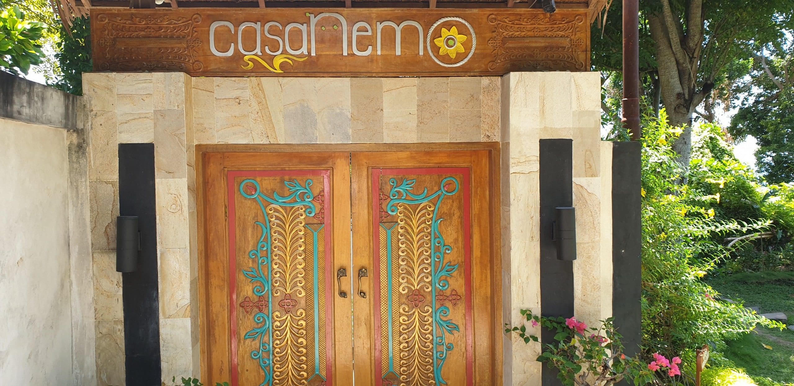 The beautiful wooden doors of Casa Nemo