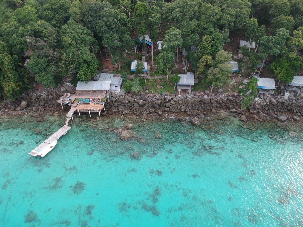 Olalas bungalows right over the water at  Palau Weh (Weh Island)