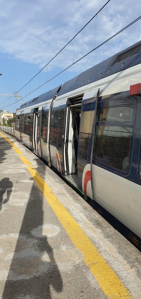 train to Sorrento