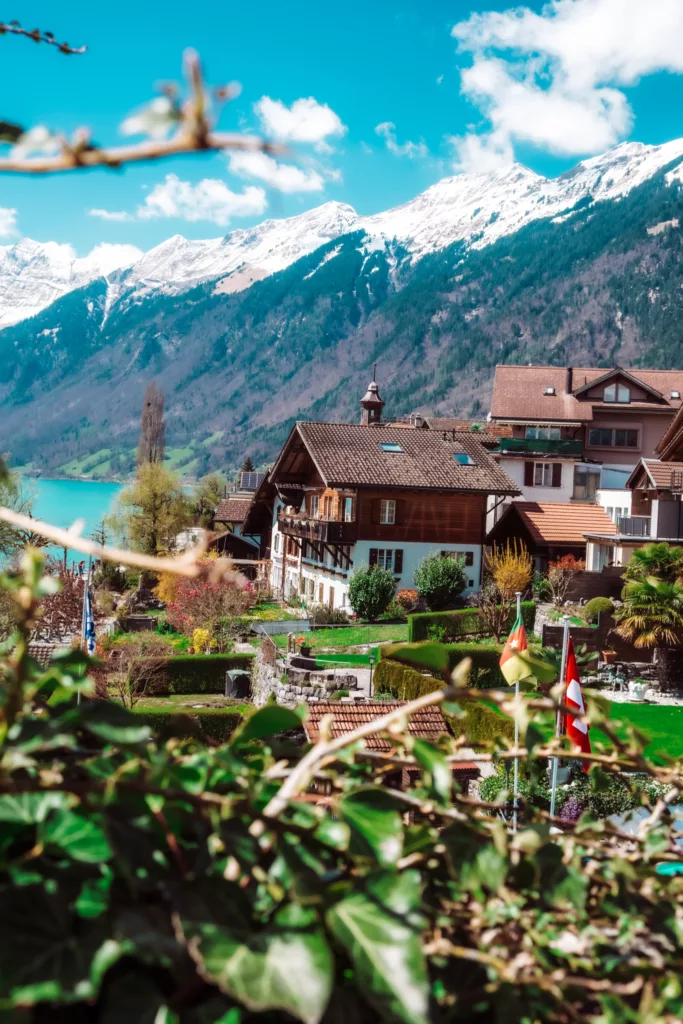 Lake Brienz is one of the best things to do in Interlaken