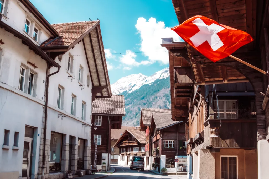 Lake Brienz is one of the best things to do in Interlaken