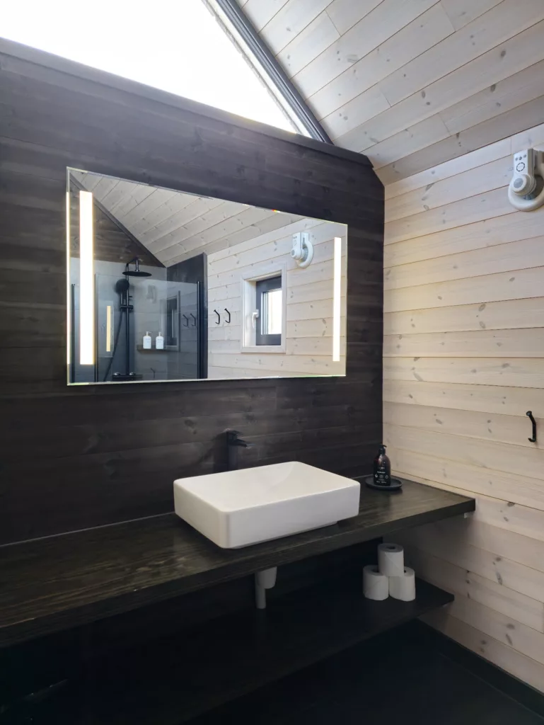 Beautiful bathroom at Hattvika Lodge Lofoten Islands