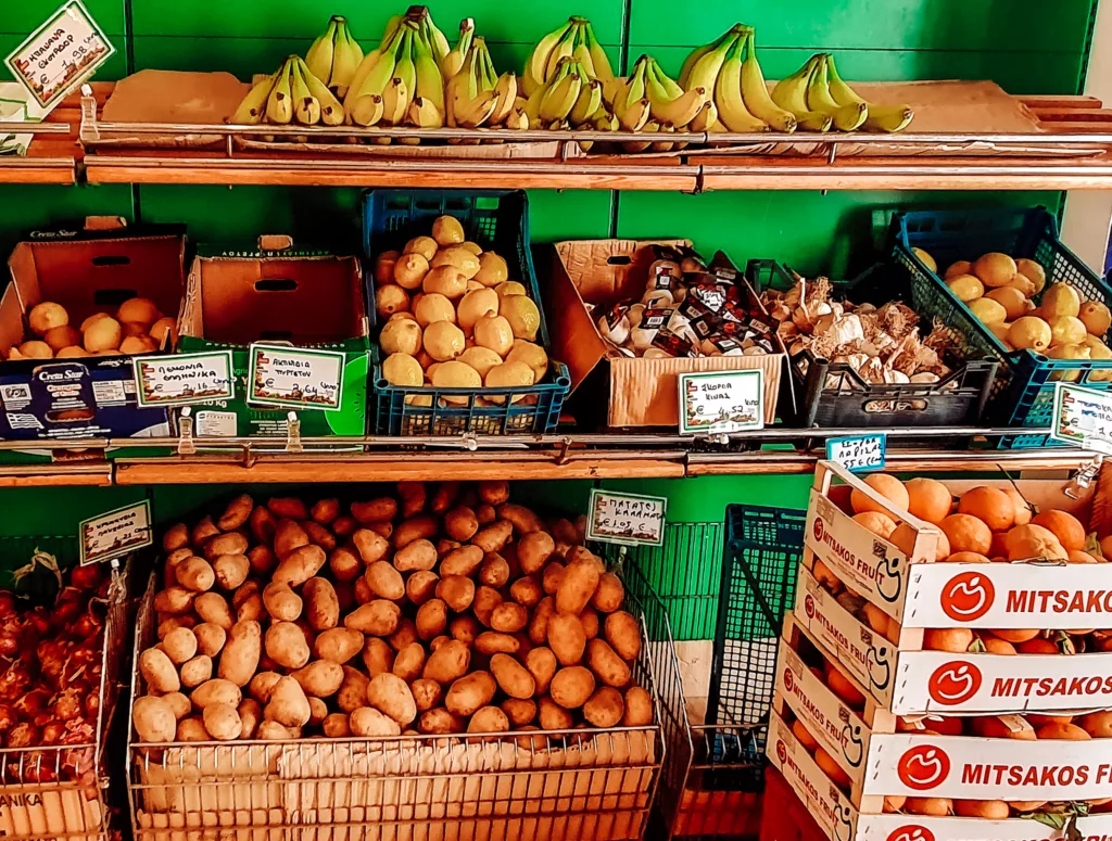 fruit shop - where to eat on Kimolos