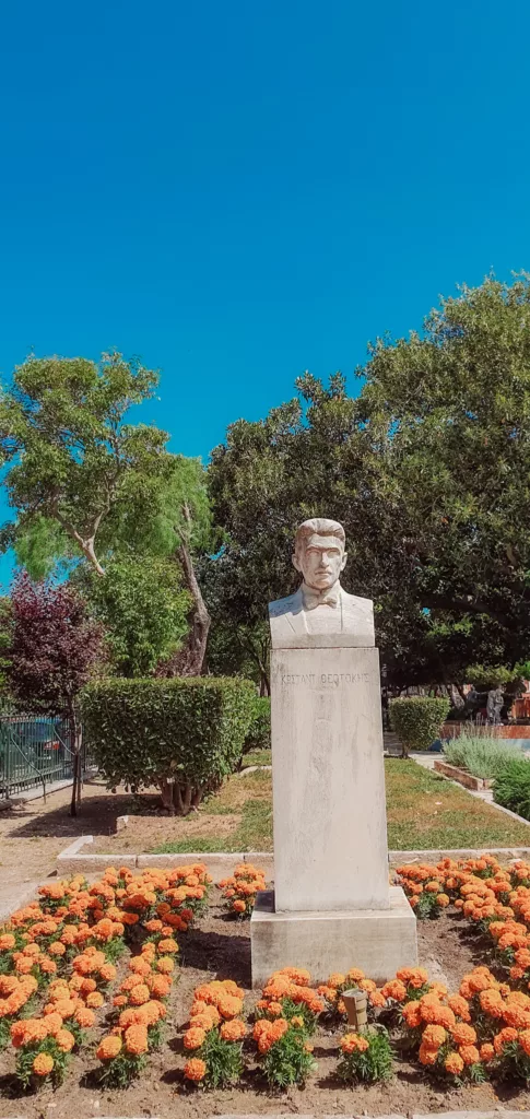 statue in Spianada Square, Corfu Greece