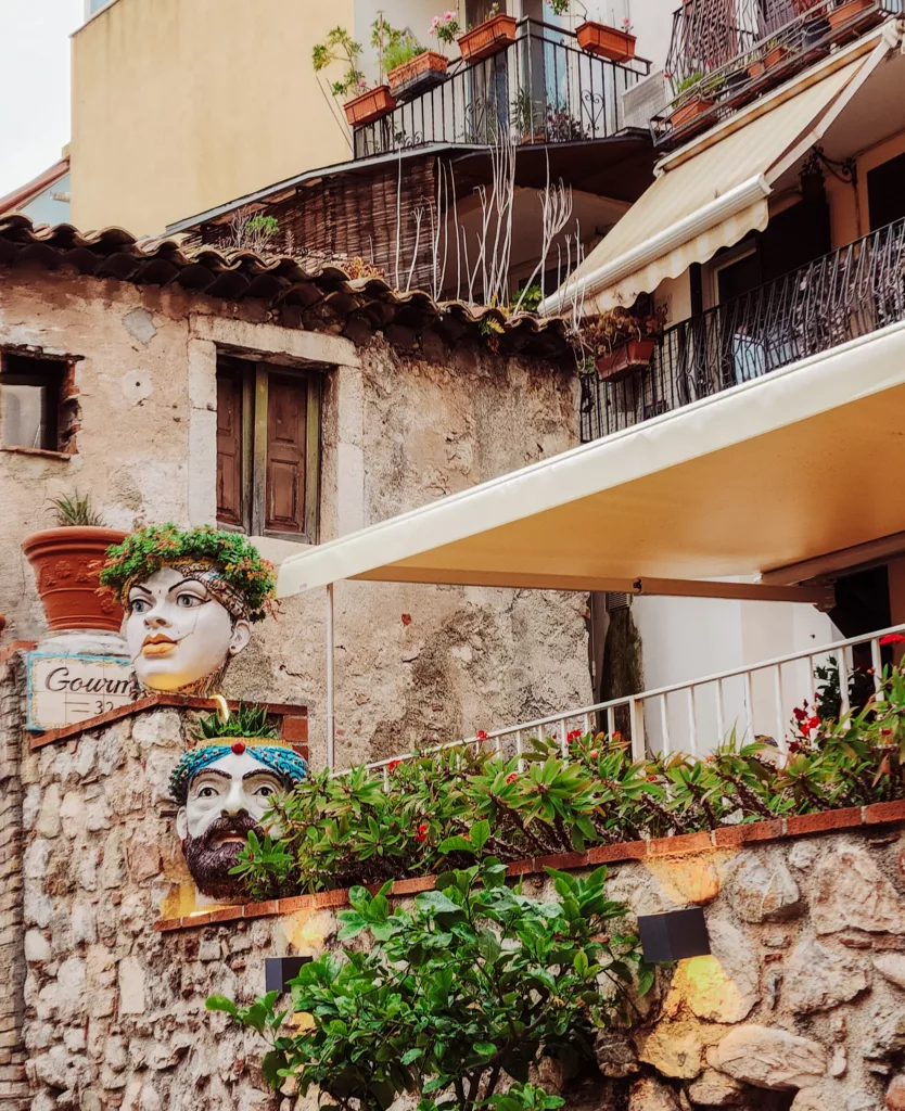 pretty details around Taormina