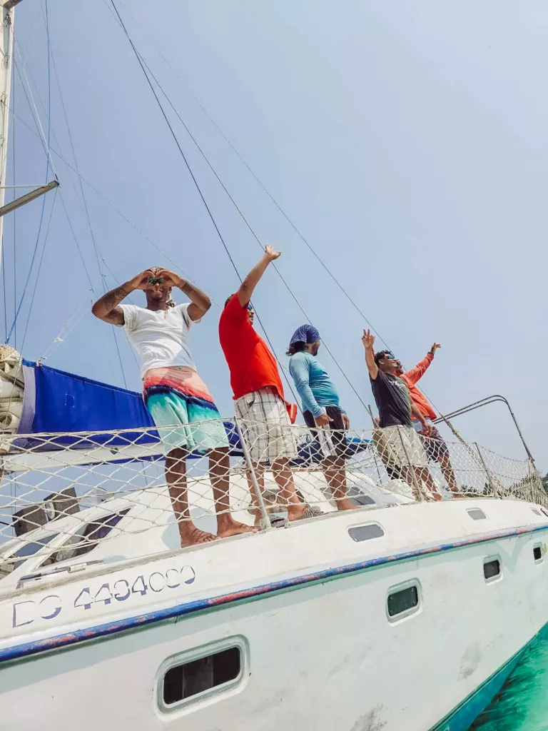 awesome crew of the Ragga Sailing Adventures